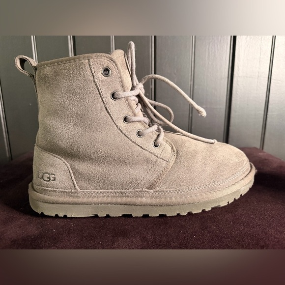 UGG Men’s Gray Suede Lace-Up Boots Size 8 main image 7